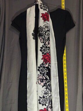 PrettyLittleThing NWT Dress + Talbots Floral Scarf Outfit Bundle